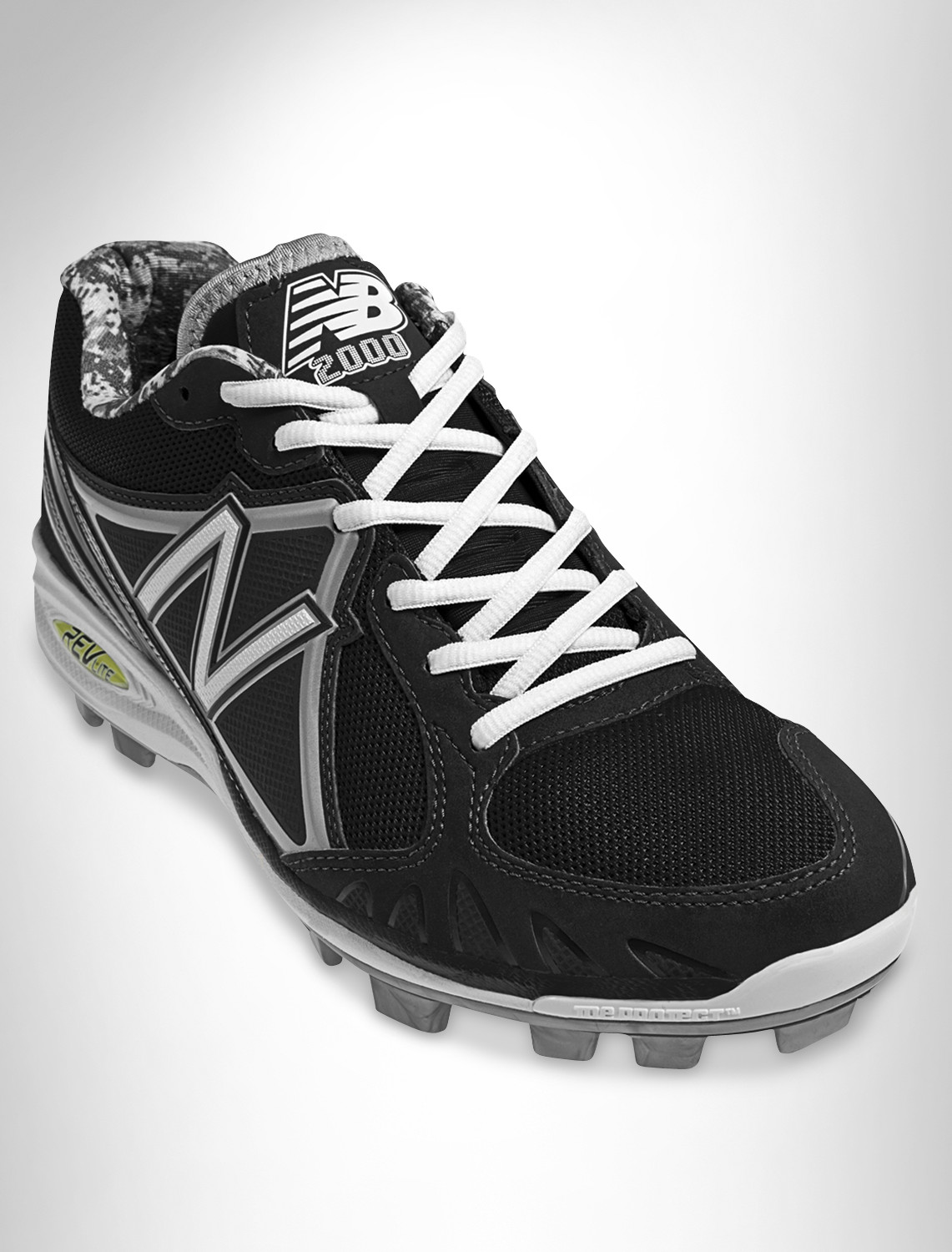 NB MB2000 Baseball Cleat